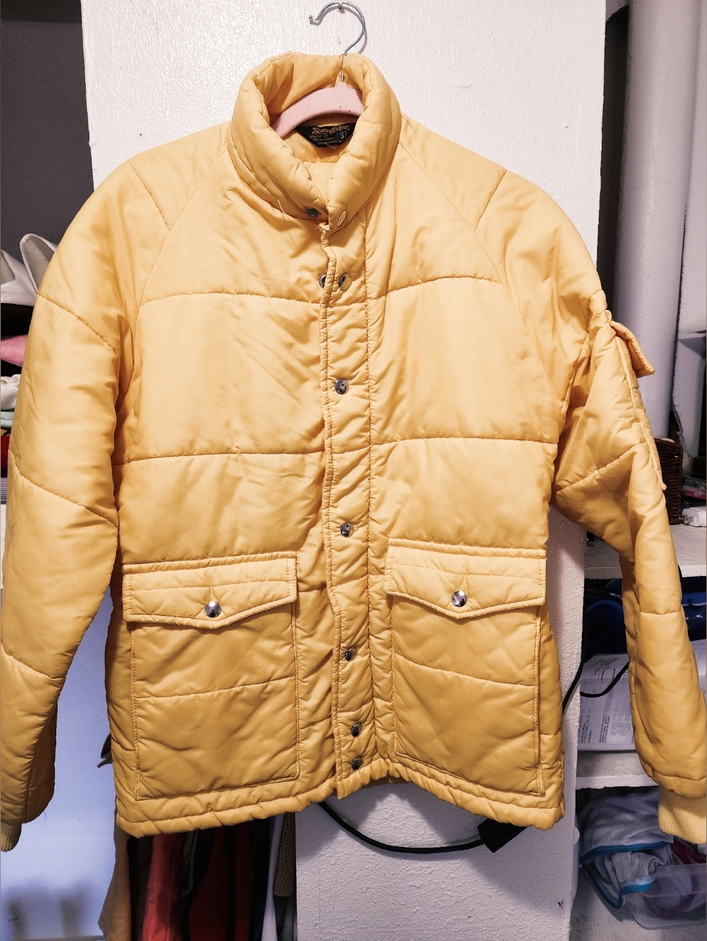 WOMEN'S 70'S PUFFER JACKET - BANANA YELLOW